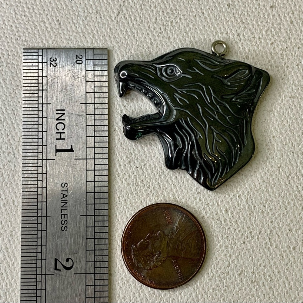 Grey Hematite Wolf Head Pendant Bead Carved Detailed Animal Necklace Pendant 1.4 - Picture 7 of 10
